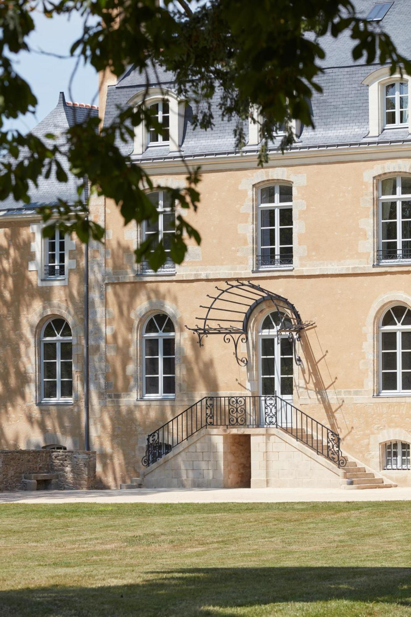 Отель Domaine Le Mezo Ploeren Экстерьер фото